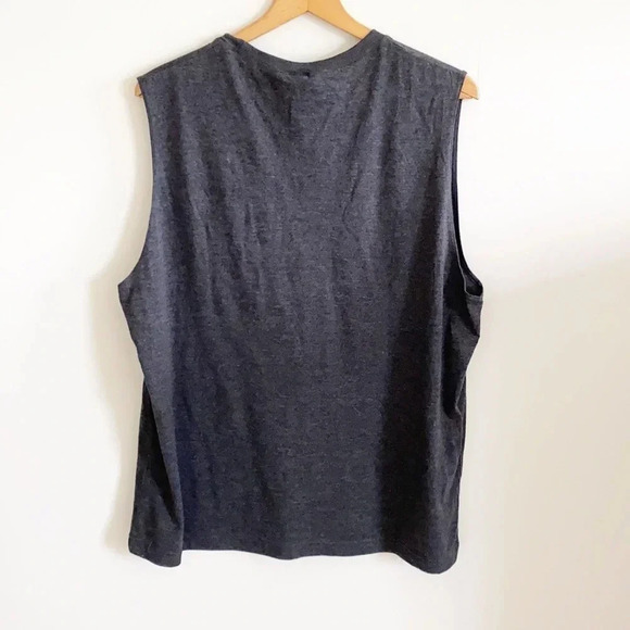 Poshmark Gray muscle tank top - Picture 3 of 5